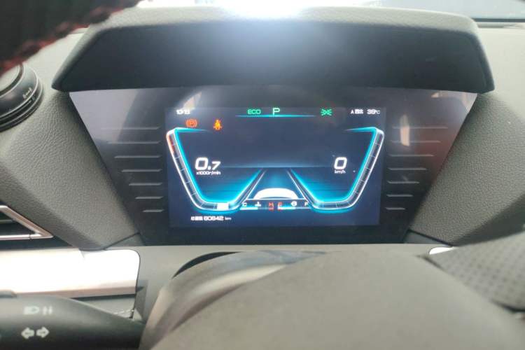 Used BYD Song Pro 2019 1.5T Automatic Luxury Model Instrument Cluster