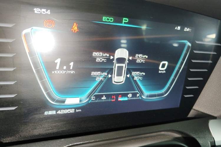 Used BYD Song Pro 2019 1.5T Automatic Luxury Model Instrument Cluster