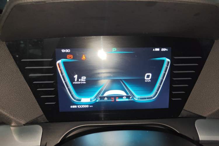 Used BYD Song Pro 2019 1.5T Automatic Luxury Model Instrument Cluster