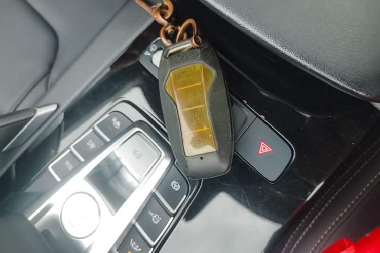 Used BYD Song Pro 2019 1.5T Automatic Luxury Model Interior 1