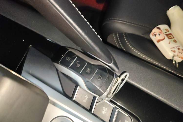 Used BYD Song Pro 2019 1.5T Automatic Elite Edition Interior 1