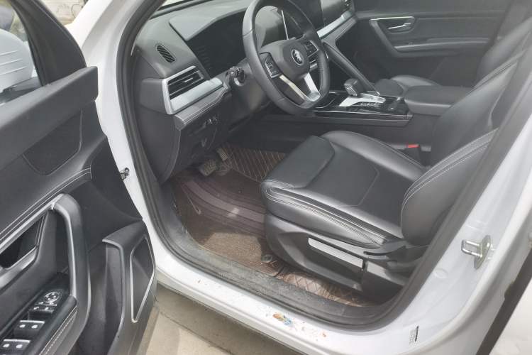 Used BYD Song Pro 2019 1.5T Automatic Elite Edition Interior 1