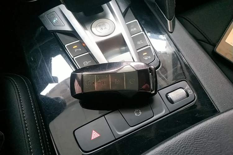 Used BYD Song Pro 2019 1.5T Automatic Elite Edition Interior 1