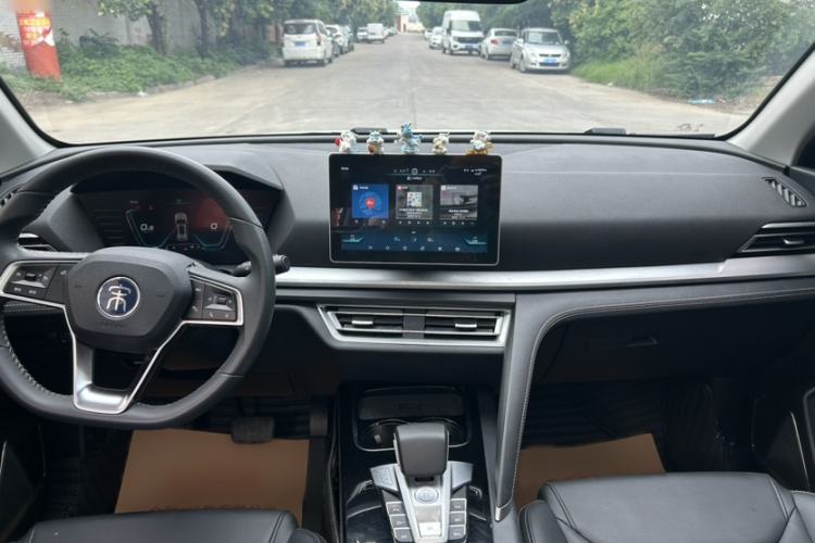 Used BYD Song Pro 2019 1.5T Automatic Elite Edition Interior 1