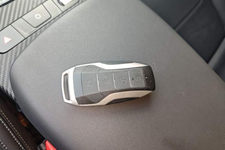 Used BYD Song Pro 2019 1.5T Automatic Luxury Model Interior 1