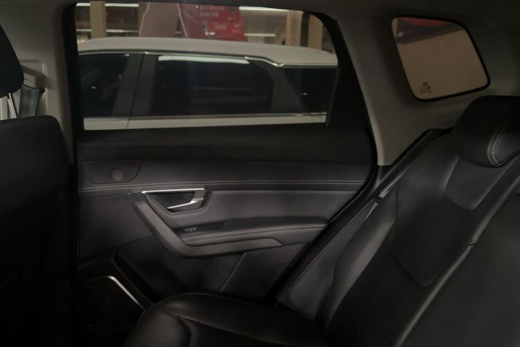 Used BYD Song Pro 2019 1.5T Automatic Luxury Model Interior 10