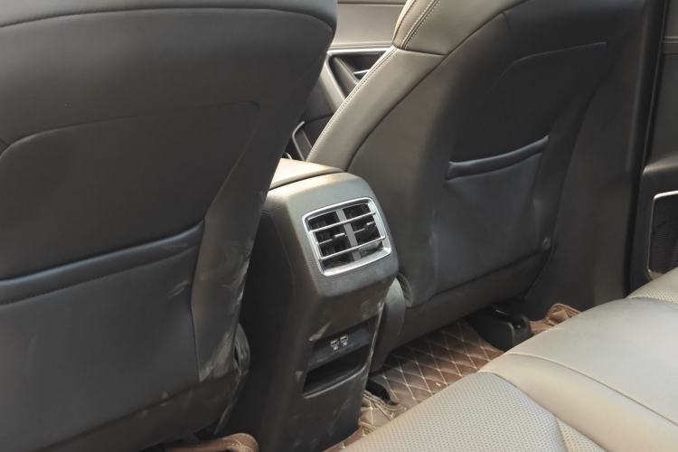 Used BYD Song Pro 2019 1.5T Automatic Prestige Model Interior 10