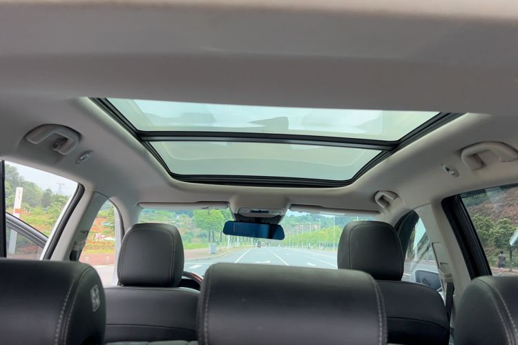 Used BYD Song Pro 2019 1.5T Automatic Luxury Model Interior 14
