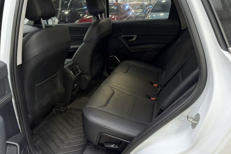 Used BYD Song Pro 2019 1.5T Automatic Elite Edition Interior 2