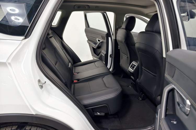 Used BYD Song Pro 2019 1.5T Automatic Elite Edition Interior 2