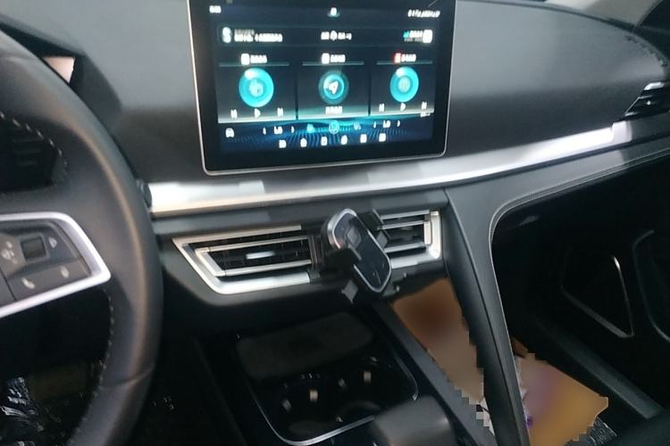 Used BYD Song Pro 2019 1.5T Automatic Elite Edition Interior 2