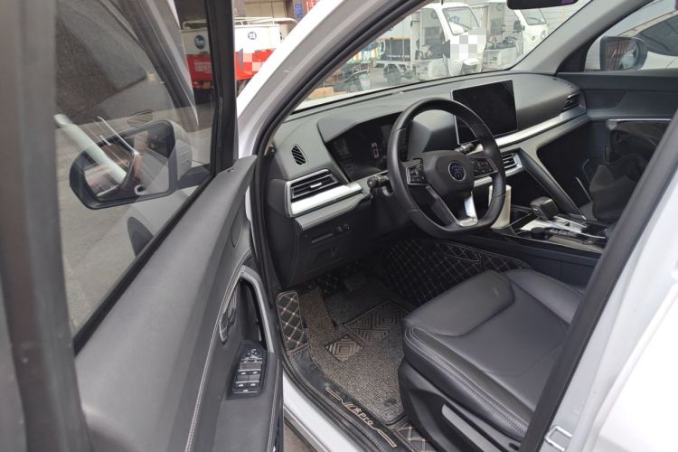 Used BYD Song Pro 2019 1.5T Automatic Luxury Model Interior 3