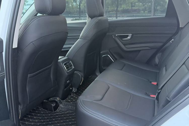 Used BYD Song Pro 2019 1.5T Automatic Elite Edition Interior 3