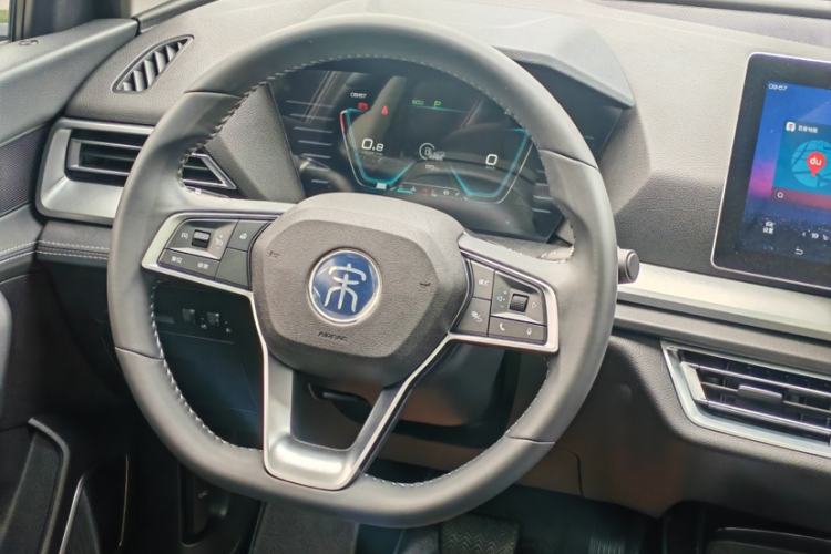 Used BYD Song Pro 2019 1.5T Automatic Elite Edition Interior 4