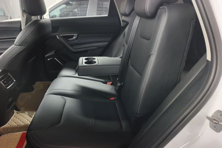 Used BYD Song Pro 2019 1.5T Automatic Elite Edition Interior 4