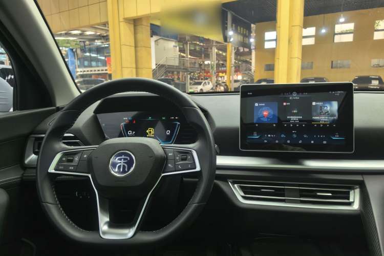 Used BYD Song Pro 2019 1.5T Automatic Elite Edition Interior 5