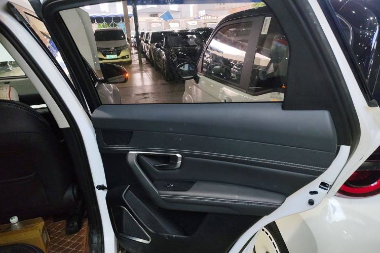 Used BYD Song Pro 2019 1.5T Automatic Luxury Model Interior 6