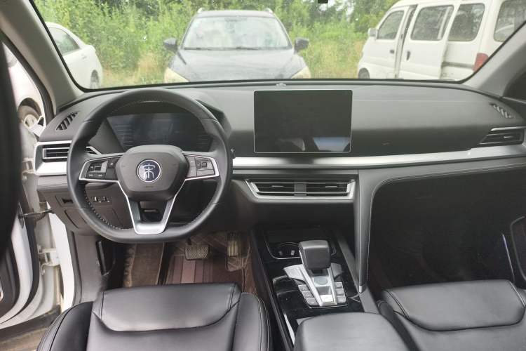Used BYD Song Pro 2019 1.5T Automatic Elite Edition Interior 6