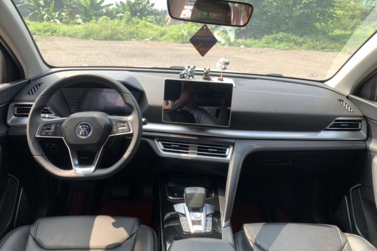 Used BYD Song Pro 2019 1.5T Automatic Elite Edition Interior 6