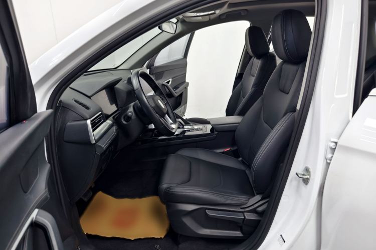 Used BYD Song Pro 2019 1.5T Automatic Elite Edition Interior 8