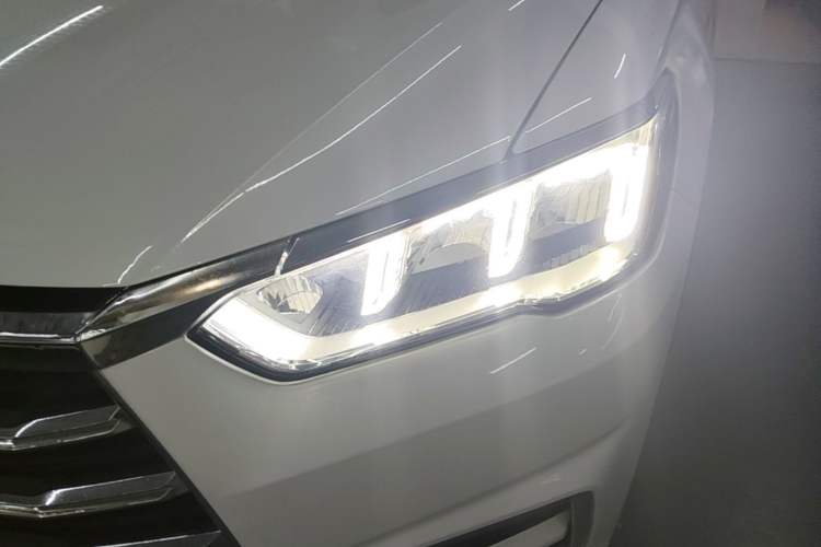 Used BYD Song Pro 2019 1.5T Automatic Elite Edition Left Front Headlight