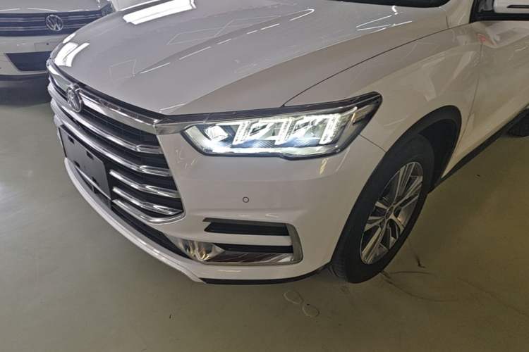Used BYD Song Pro 2019 1.5T Automatic Luxury Model Left Front Headlight