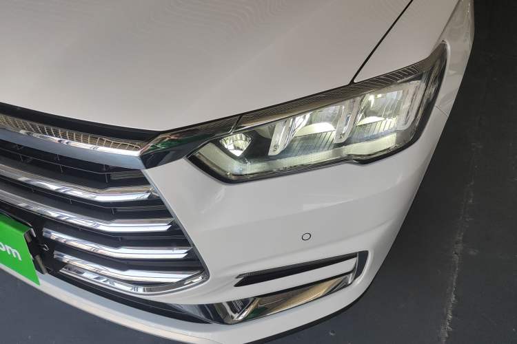 Used BYD Song Pro 2019 1.5T Automatic Luxury Model Left Front Headlight
