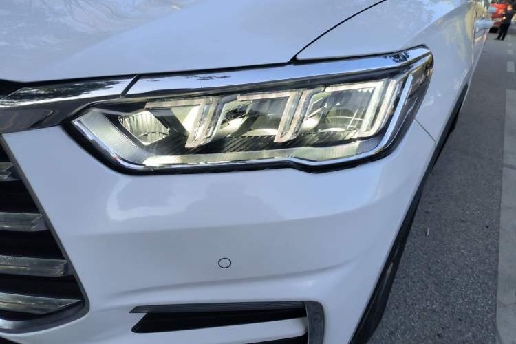 Used BYD Song Pro 2019 1.5T Automatic Luxury Model Left Front Headlight