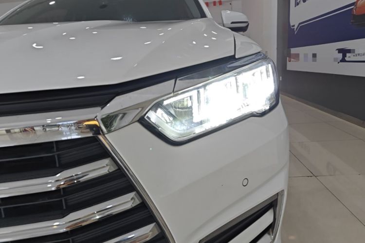 Used BYD Song Pro 2019 1.5T Automatic Prestige Model Left Front Headlight