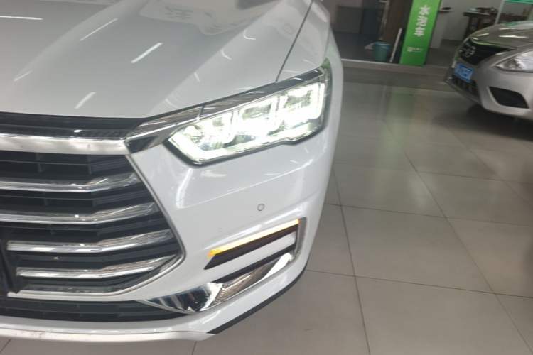 Used BYD Song Pro 2019 1.5T Automatic Luxury Model Left Front Headlight