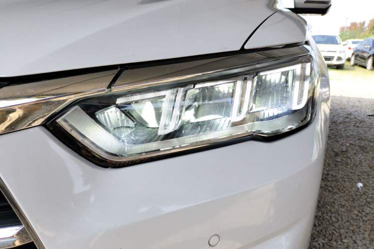 Used BYD Song Pro 2019 1.5T Automatic Luxury Model Left Front Headlight