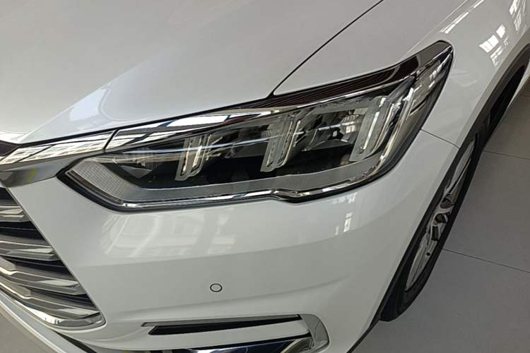 Used BYD Song Pro 2019 1.5T Automatic Luxury Model Left Front Headlight