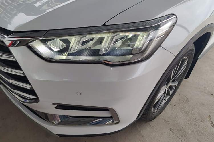 Used BYD Song Pro 2019 1.5T Automatic Luxury Model Left Front Headlight