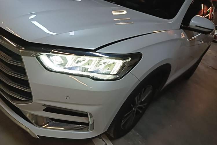 Used BYD Song Pro 2019 1.5T Automatic Luxury Model Left Front Headlight