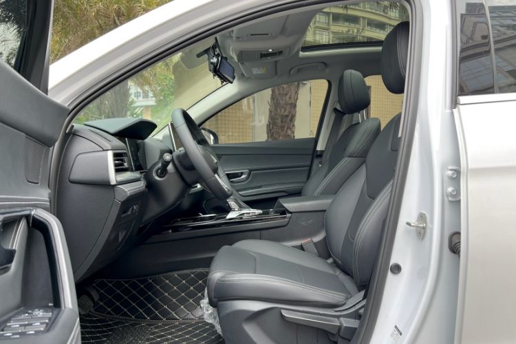 Used BYD Song Pro 2019 1.5T Automatic Elite Edition Left Front Seat