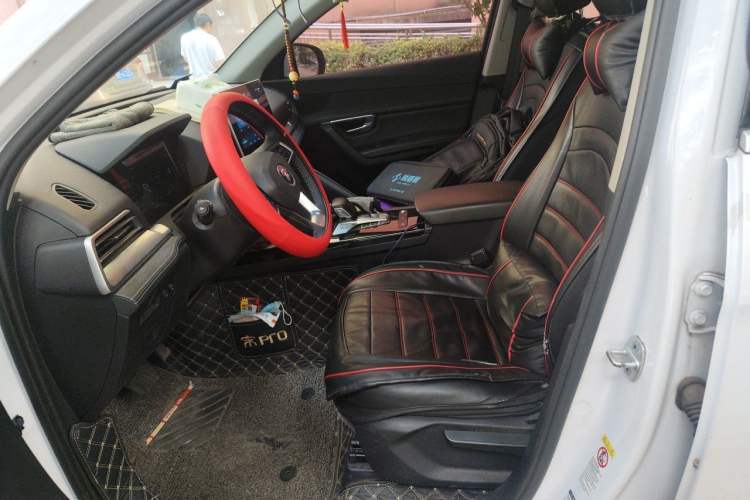Used BYD Song Pro 2019 1.5T Automatic Luxury Model Left Front Seat