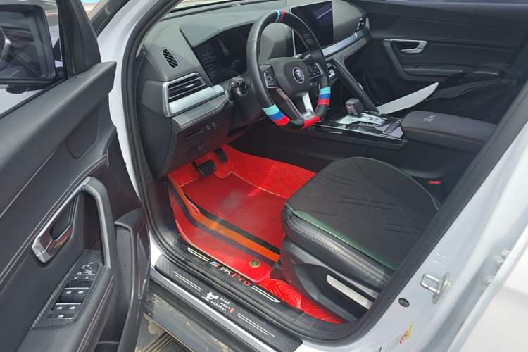 Used BYD Song Pro 2019 1.5T Automatic Luxury Model Left Front Seat