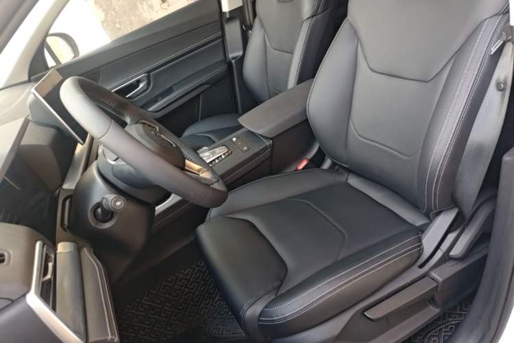 Used BYD Song Pro 2019 1.5T Automatic Luxury Model Left Front Seat