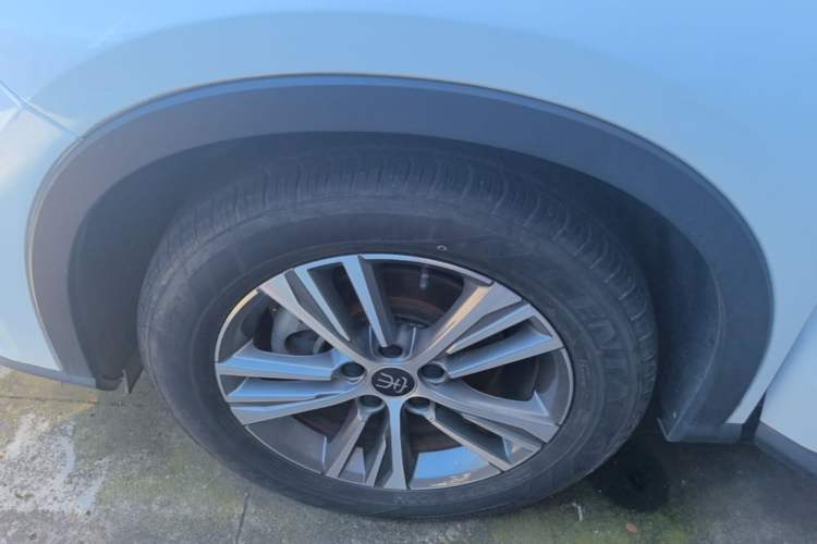 Used BYD Song Pro 2019 1.5T Automatic Luxury Model Left Front Wheel Hub