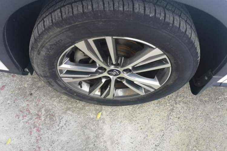 Used BYD Song Pro 2019 1.5T Automatic Luxury Model Left Front Wheel Hub
