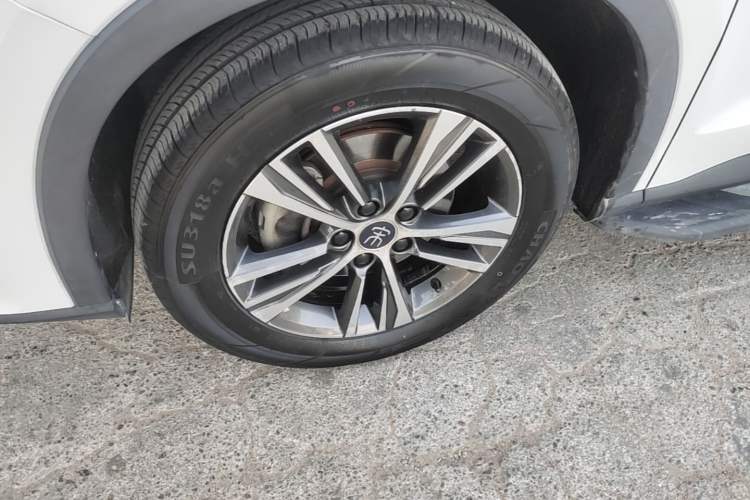 Used BYD Song Pro 2019 1.5T Automatic Elite Edition Left Front Wheel Hub