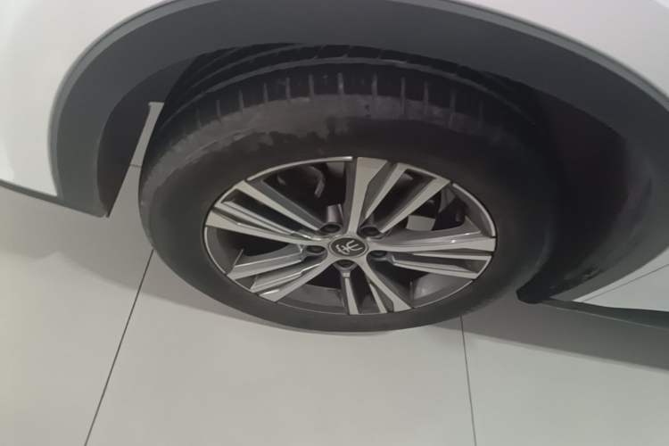 Used BYD Song Pro 2019 1.5T Automatic Luxury Model Left Front Wheel Hub