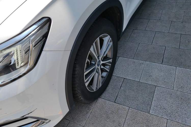 Used BYD Song Pro 2019 1.5T Automatic Prestige Model Left Front Wheel Hub