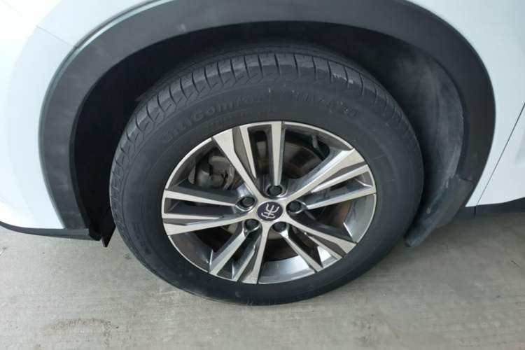 Used BYD Song Pro 2019 1.5T Automatic Elite Edition Left Front Wheel Hub