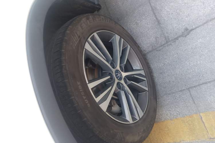 Used BYD Song Pro 2019 1.5T Automatic Elite Edition Left Front Wheel Hub