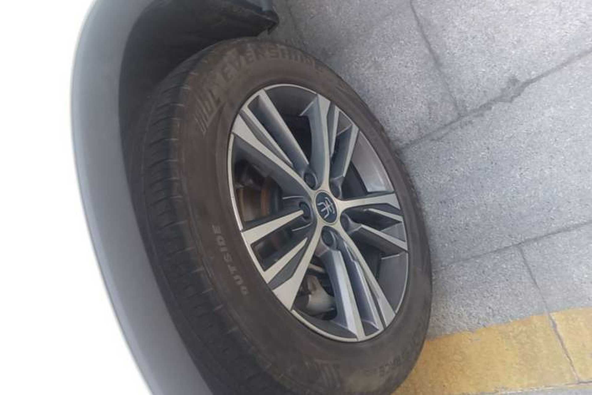 Used BYD Song Pro 2019 1.5T Automatic Elite Edition Left Front Wheel Hub