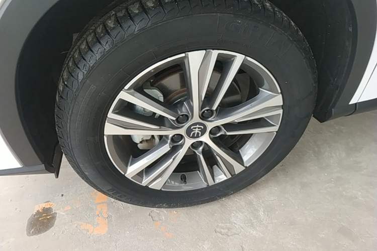 Used BYD Song Pro 2019 1.5T Automatic Elite Edition Left Front Wheel Hub
