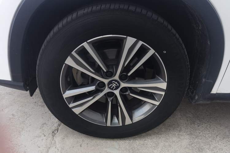 Used BYD Song Pro 2019 1.5T Automatic Elite Edition Left Front Wheel Hub