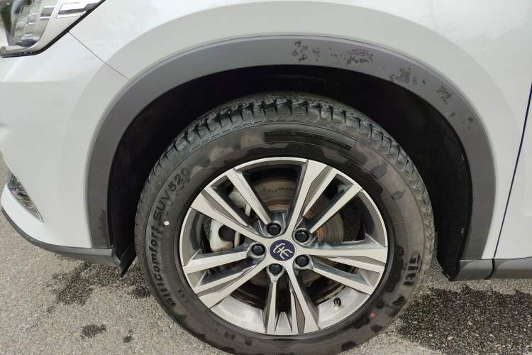 Used BYD Song Pro 2019 1.5T Automatic Luxury Model Left Front Wheel Hub