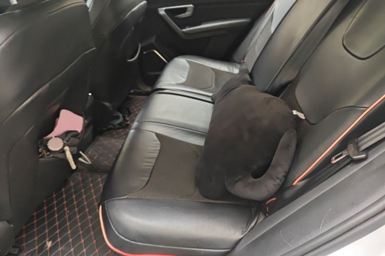 Used BYD Song Pro 2019 1.5T Automatic Luxury Model Left Rear Seat